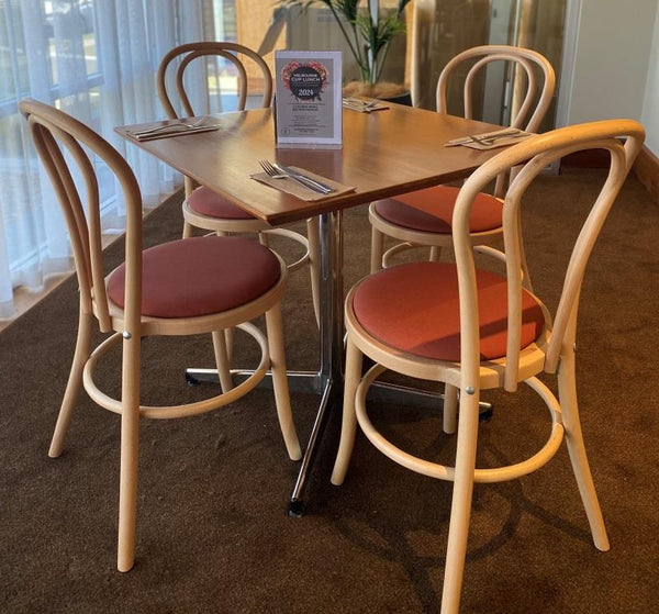 Pub: Hotel Settlers - Rockhampton | Nufurn Commercial Furniture 