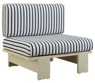 Wisteria Outdoor Lounge Chair | Nufurn Commercial Furniture 