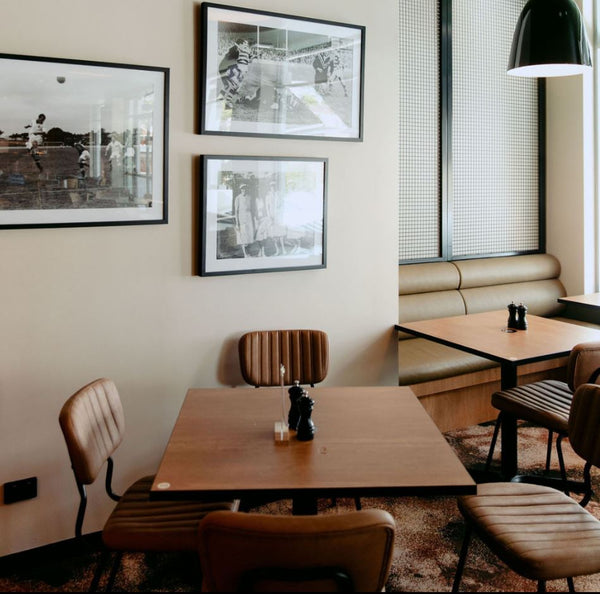 Pub: Pritchard's Hotel