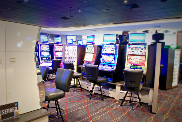 Club : Woonoona Bulli RSL | Nufurn Commercial Furniture 