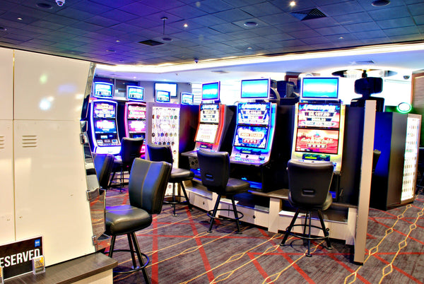Club : Woonoona Bulli RSL | Nufurn Commercial Furniture 