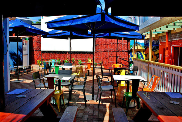 Lady Hampshire Hotel - Cafe outdoor chairs