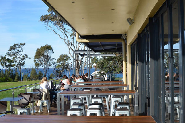 Pub Hotel: The Husky