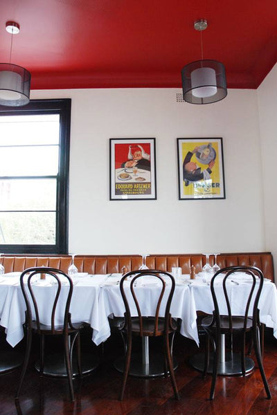 Pub Hotel: The Light Brigade / La Scala