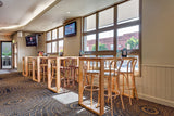 Pub Hotel: The Lakes Hotel