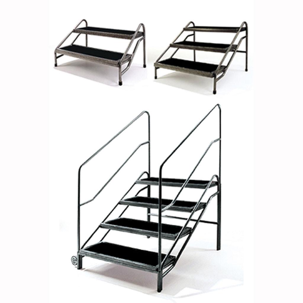 Step outlet with risers